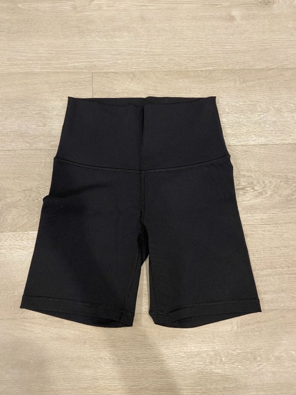 Aritzia Biker Short - Black